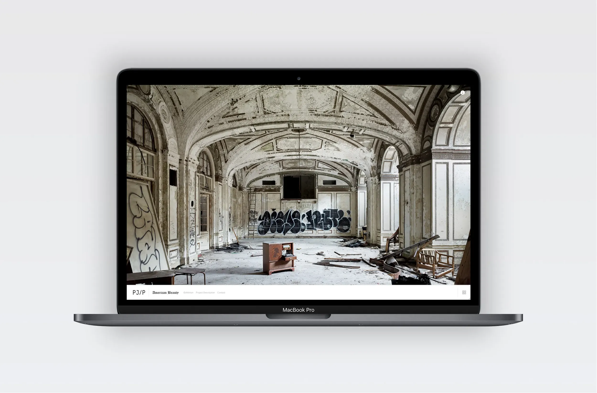 Website homepage — Lee Plaza Hotel